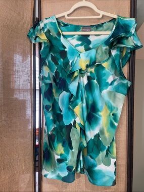 Roz & Ali Teal Green Aqua Floral Ruffle V-Neck Blouse